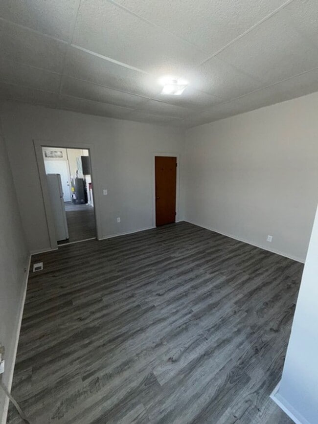 Building Photo - 306-308 East Florida Street