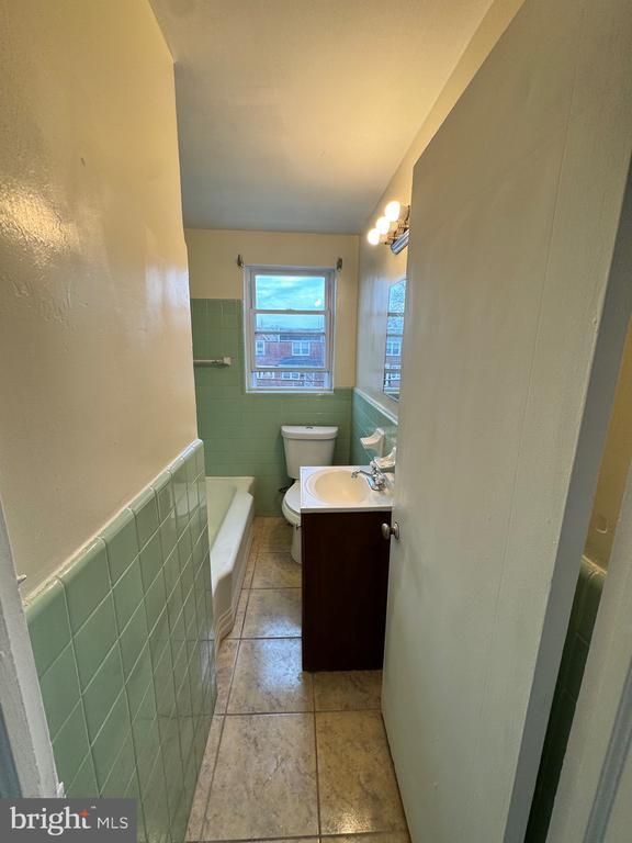 Building Photo - 7972 Forrest Ave