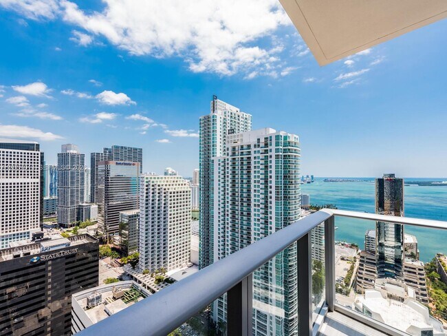 Building Photo - 1010 Brickell Ave