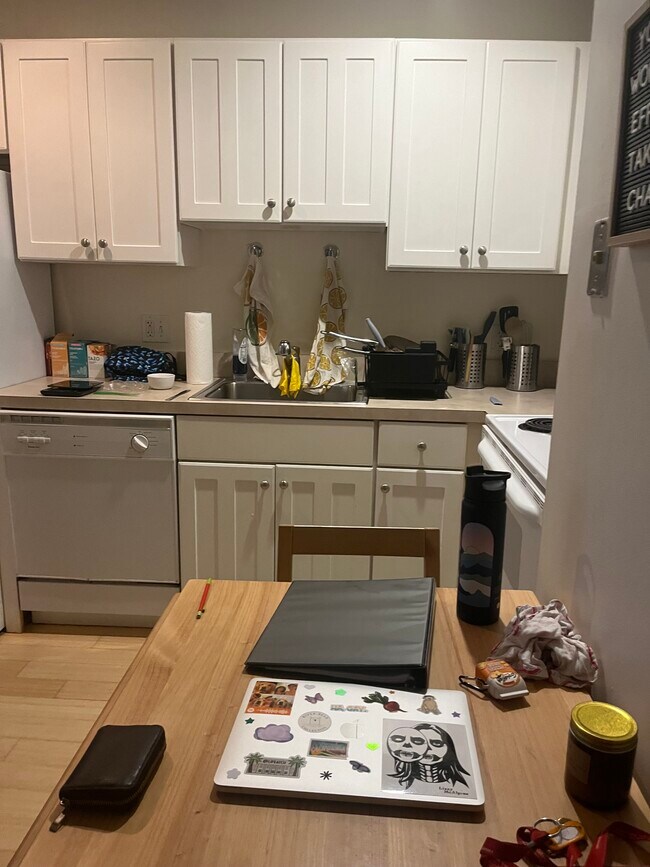 Building Photo - 41 Boylston St