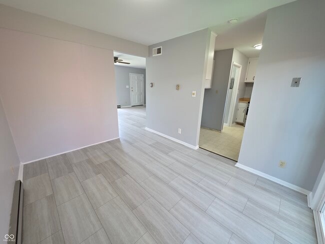 Building Photo - 4929 Mt Vernon Dr