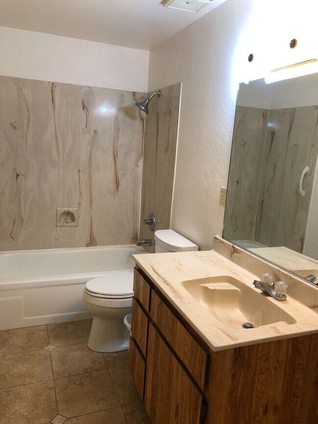 Building Photo - PM16-00277S: Joseph