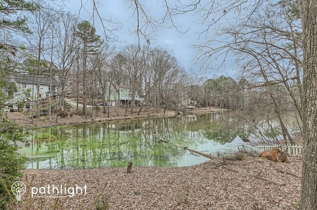 Building Photo - 3740 Glade Ave