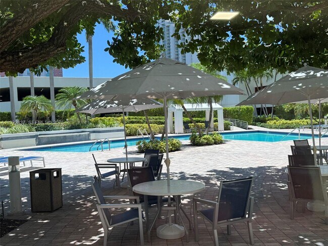 Building Photo - 3300 NE 192 St