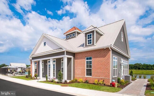 Building Photo - 24160 Port Ln