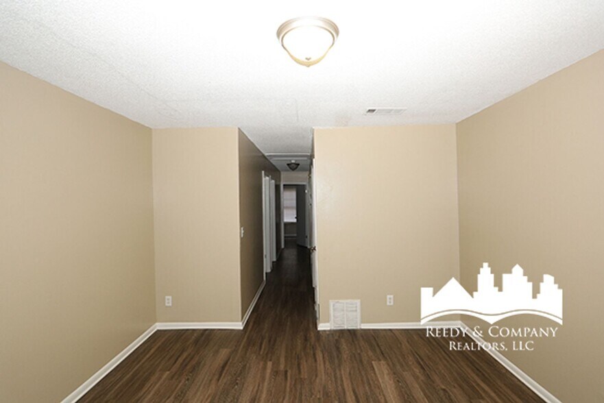 Building Photo - 1616 Winston Dr