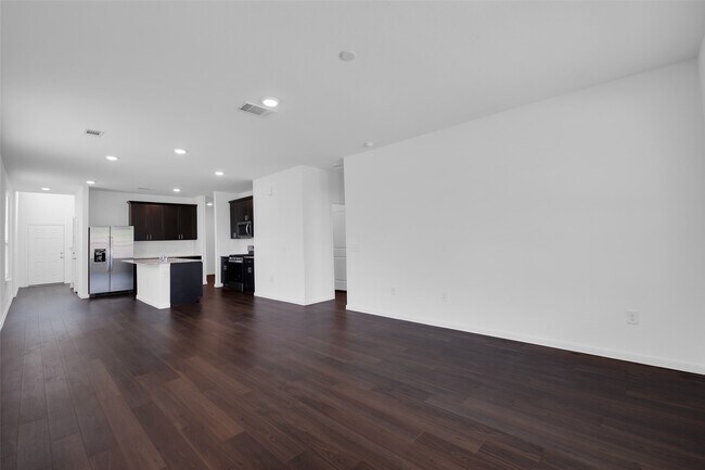 Building Photo - 14403 Cedar Ledge Ln