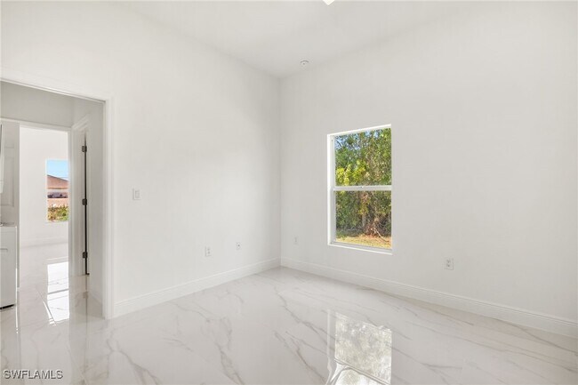 Building Photo - 4782-4784 Nelson Dr