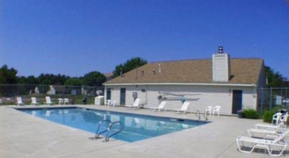 Building Photo - 609 White Cedar Blvd