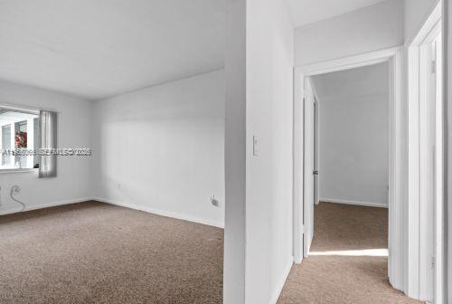 Building Photo - 12655 NE 16th Ave