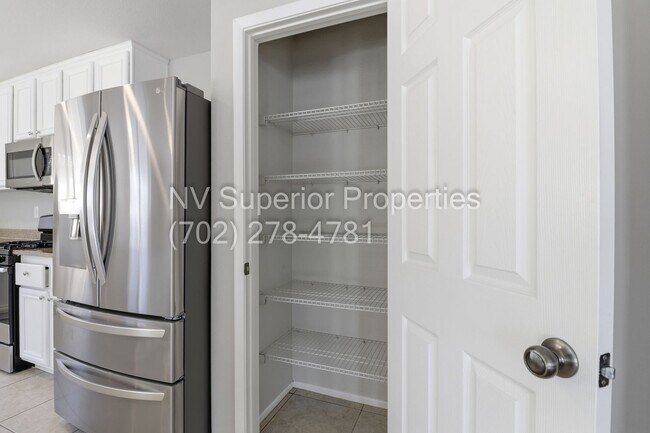 Building Photo - NW North Las Vegas!! Single Story!! No Carpet!! Low Maintenance Desert landscape front and back!!