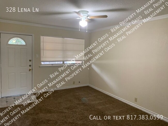 Building Photo - 328 Lena Ln