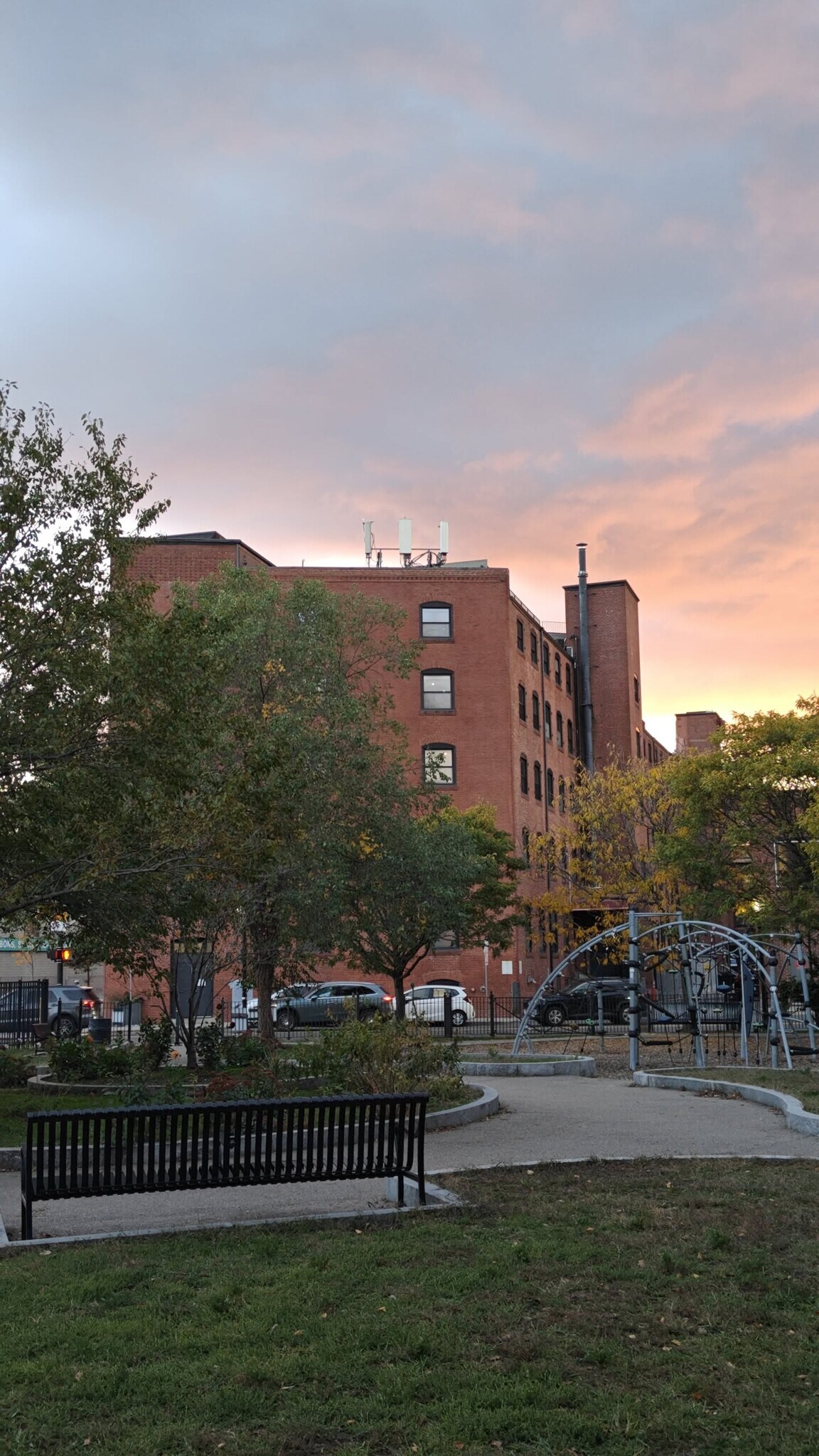 Building Photo - 90 Wareham St