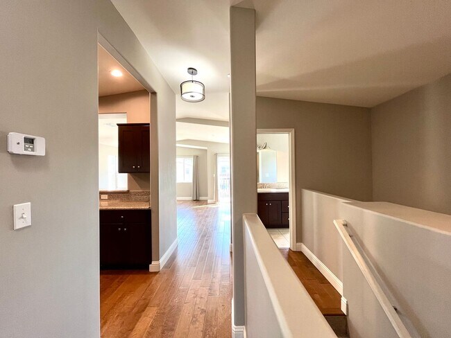 Building Photo - 267 Via las Casitas