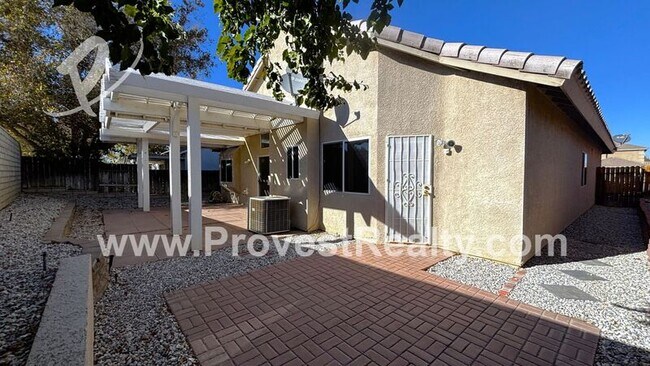 Building Photo - 14075 Gray Ln