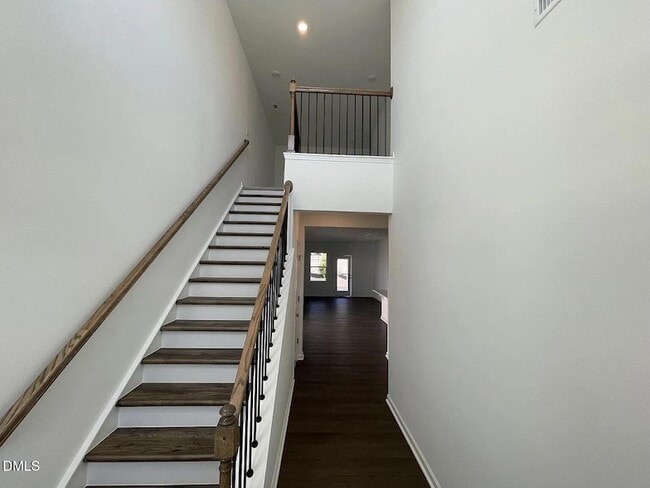 Building Photo - 160 S Finley Lndg Pkwy