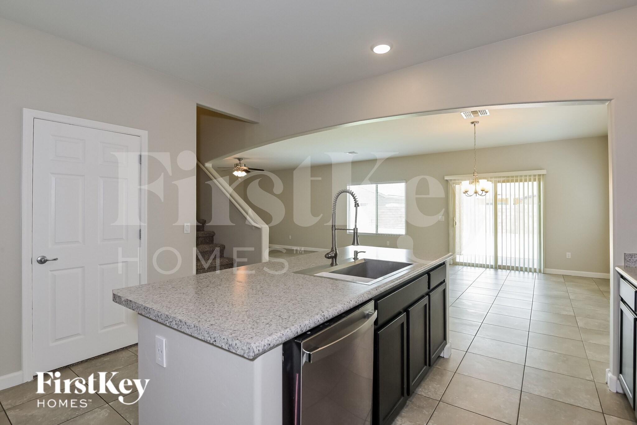 Building Photo - 12191 E Metz Dr