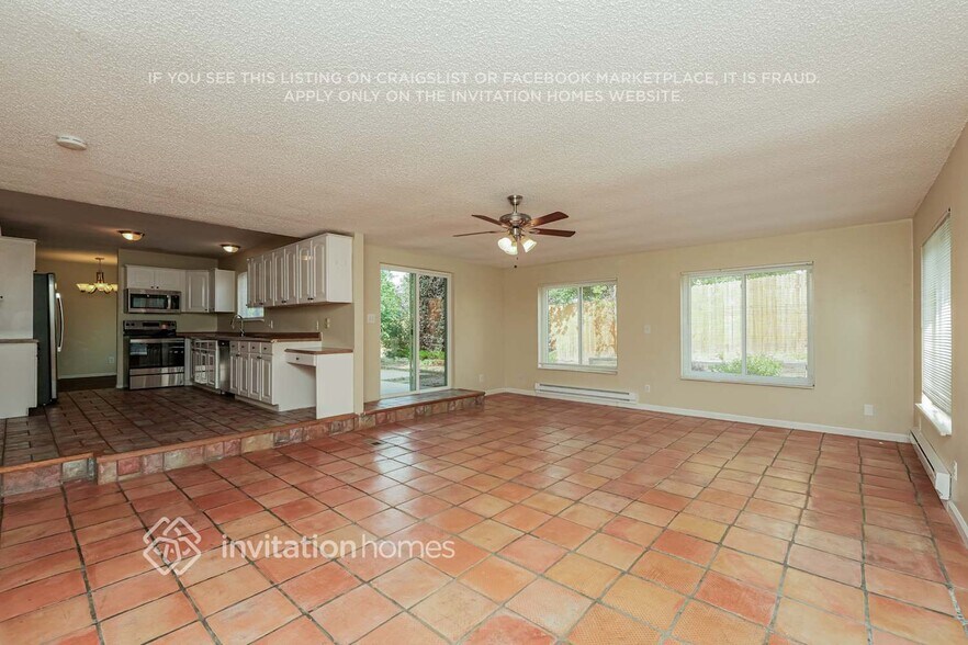 Building Photo - 6575 Glade Park Dr