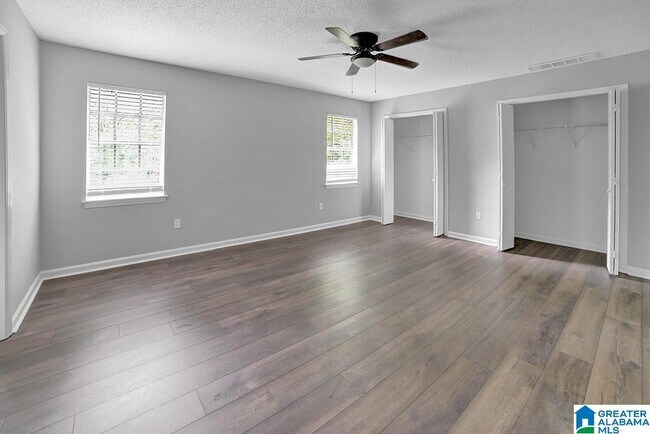 Building Photo - 1053 Ivy Creek Trail