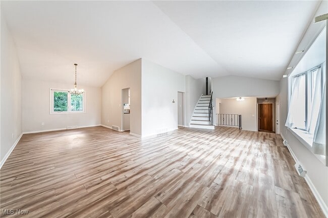 Building Photo - 1682 Mendelssohn Dr