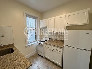 Building Photo - 1 bedroom in Boston MA 02215
