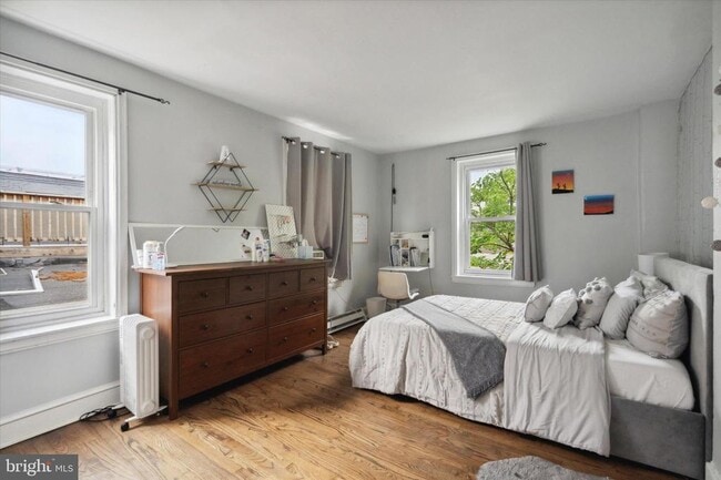 Building Photo - 3215 Hamilton St