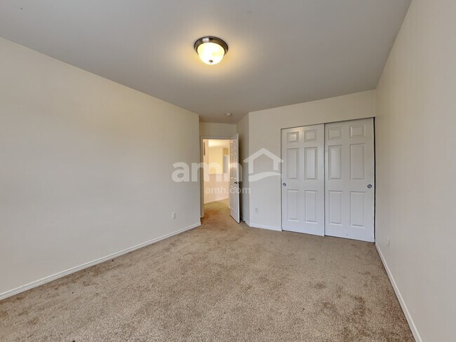 Building Photo - 20515 85th Ave Ct E