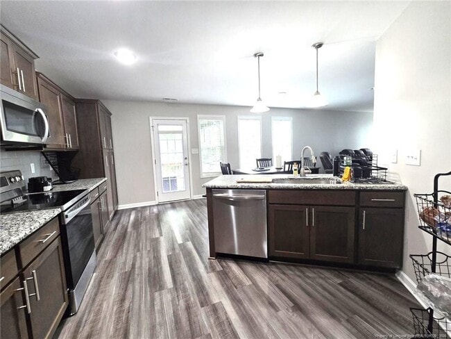 Building Photo - 1833 Gentle Bend Way