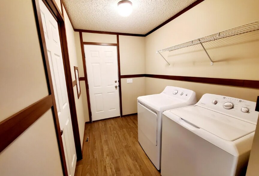 Building Photo - 332 Fox Chase Blvd