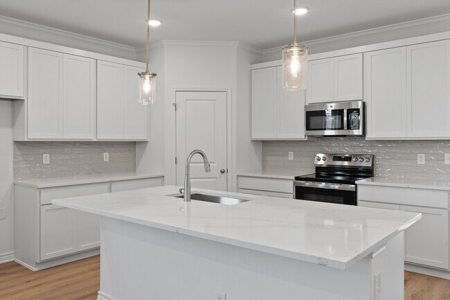 Building Photo - 7310 Caladium Dr