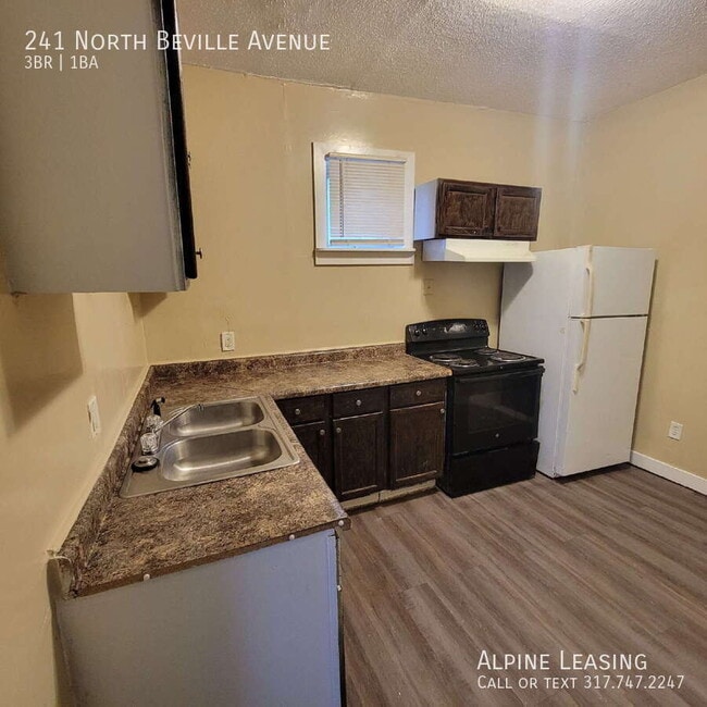 Building Photo - 241 N Beville Ave