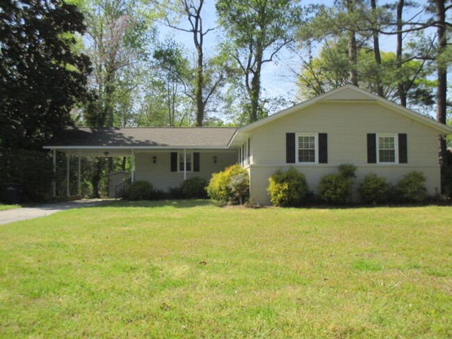 Primary Photo - 3102 Northwoods Dr