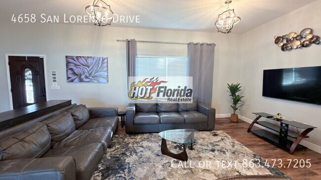Building Photo - 4658 San Lorenzo Dr