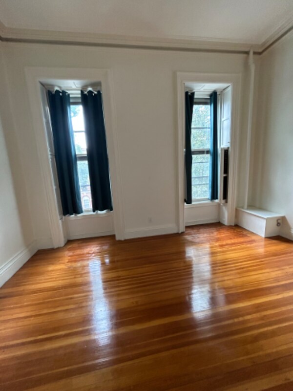 Building Photo - 111 Union St