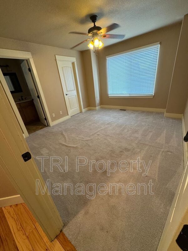 Building Photo - 4249 Woodlake Ln