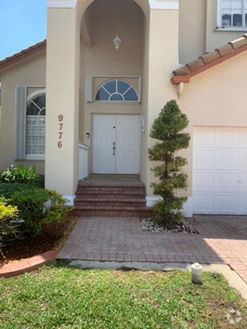 Building Photo - 9776 NW 30th St