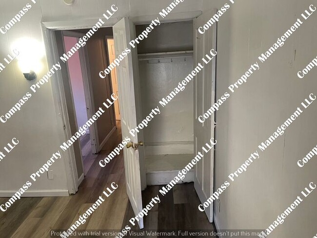 Building Photo - $1095 - 2+ Bed, 1 Bath Row Home - Coatesville