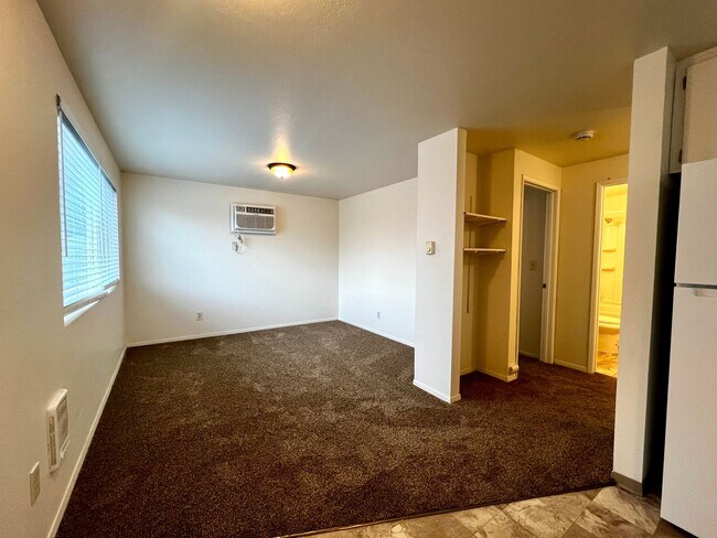 Building Photo - 4212 S 3rd St