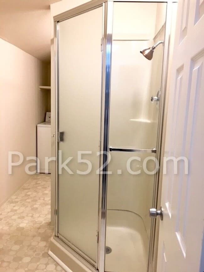 Building Photo - Tacoma Area Single Family cottage