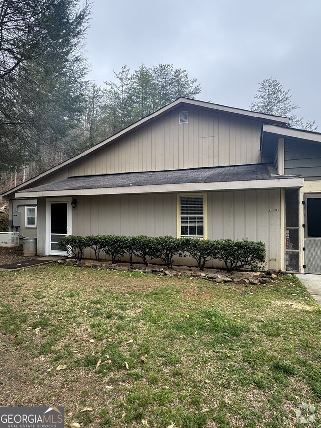 Building Photo - 148 Glenn Head Rd