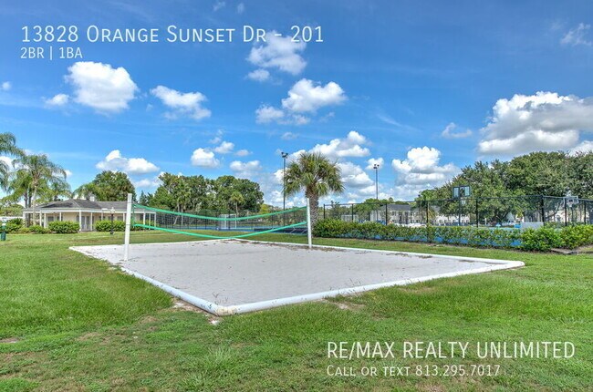 Building Photo - 13828 Orange Sunset Dr
