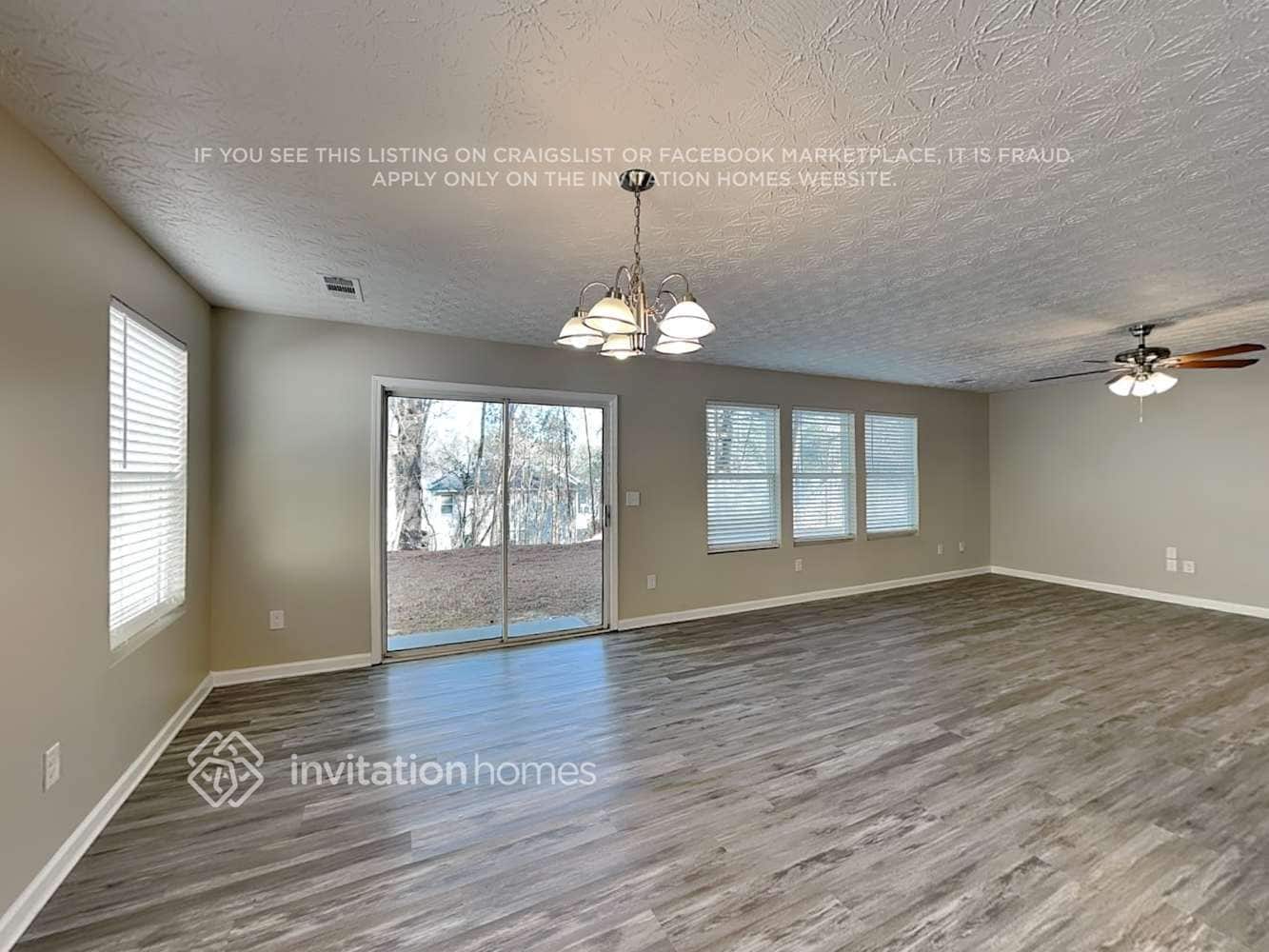 Building Photo - 3227 Sable Run Rd