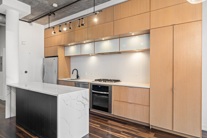 Building Photo - 1515 15th St NW
