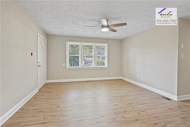 Building Photo - 2054 Osceola Dr