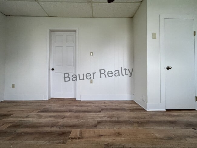 Building Photo - Ranch Style Home