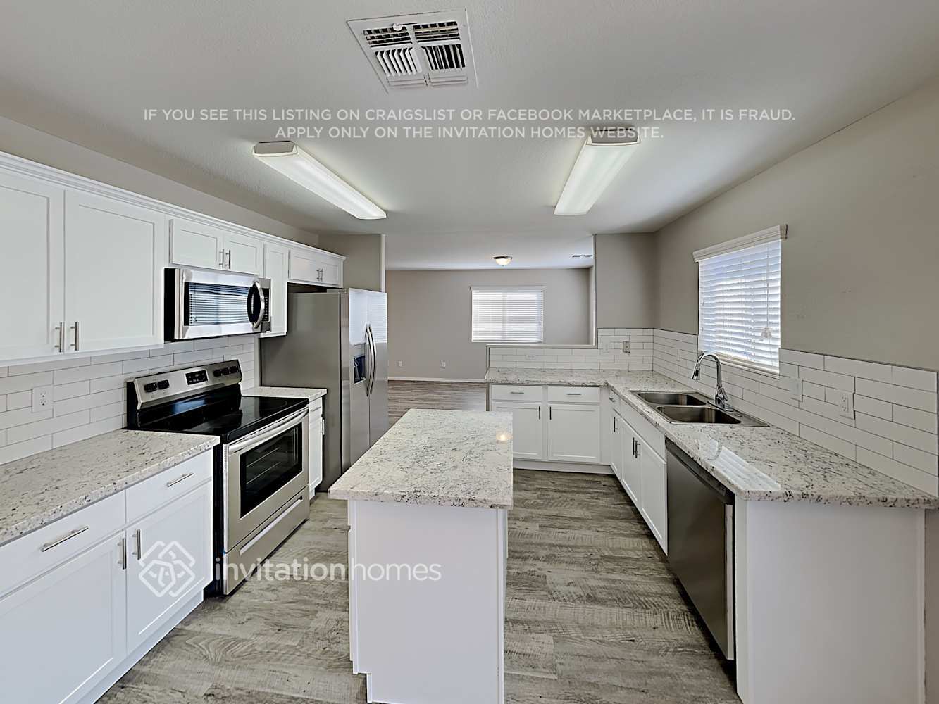 Building Photo - 1237 E Dust Devil Dr