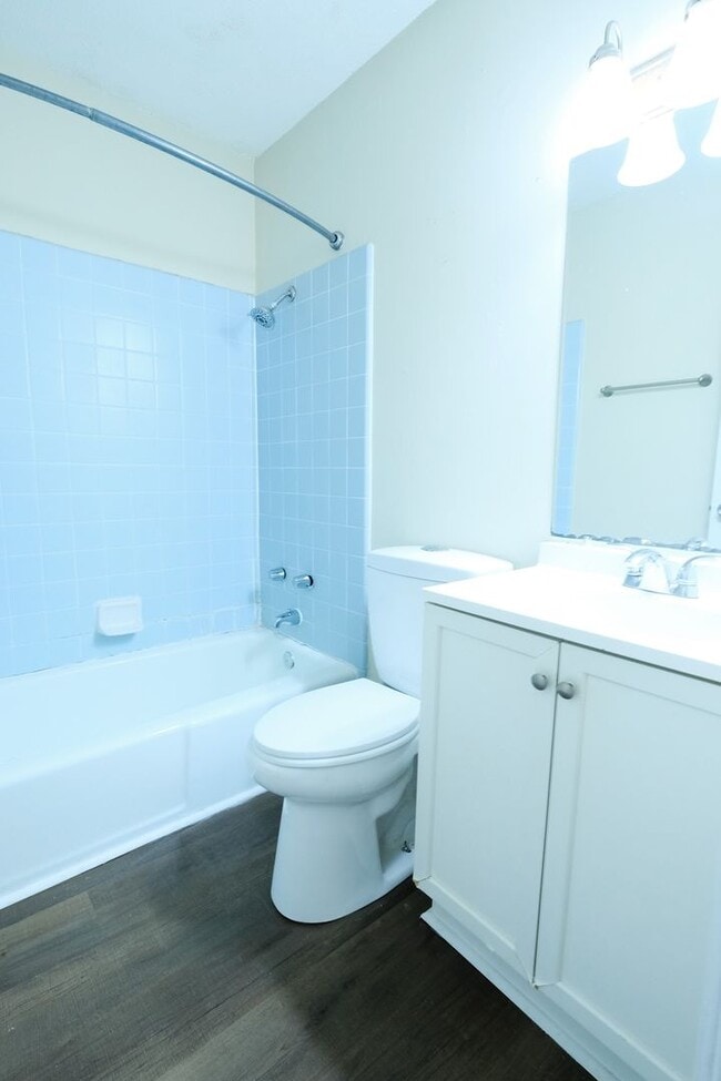 Building Photo - 135 Arrowhead Rd