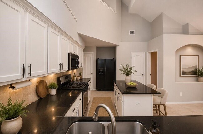 Building Photo - 20731 Rainmill Dr