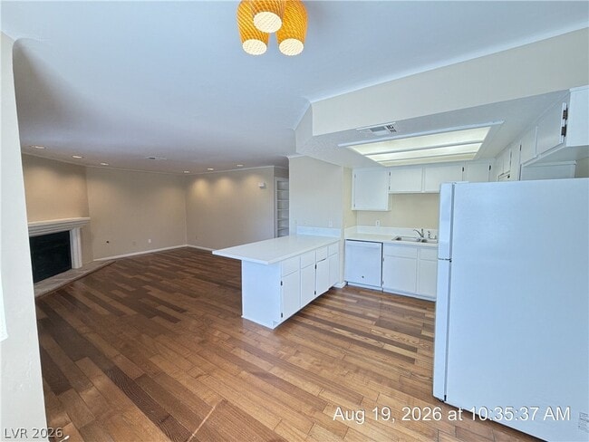 Building Photo - 705 Rock Springs Dr