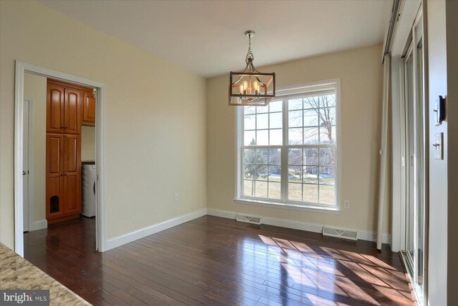 Building Photo - 978 Powder Horn Dr